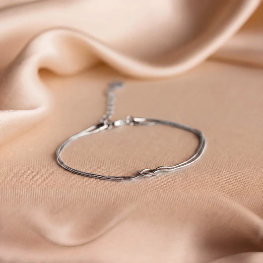Forever Knot-armbånd – En meningsfuld gave til par, bedste venner og familie
